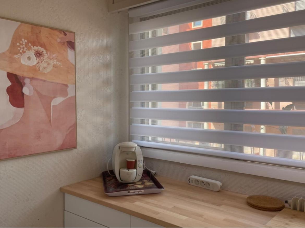 studio 2 pers , 40m2 en bord de mer avec vue mer Menton Extérieur photo