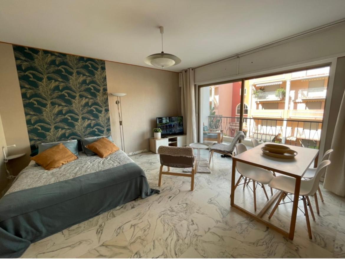 studio 2 pers , 40m2 en bord de mer avec vue mer Menton Extérieur photo